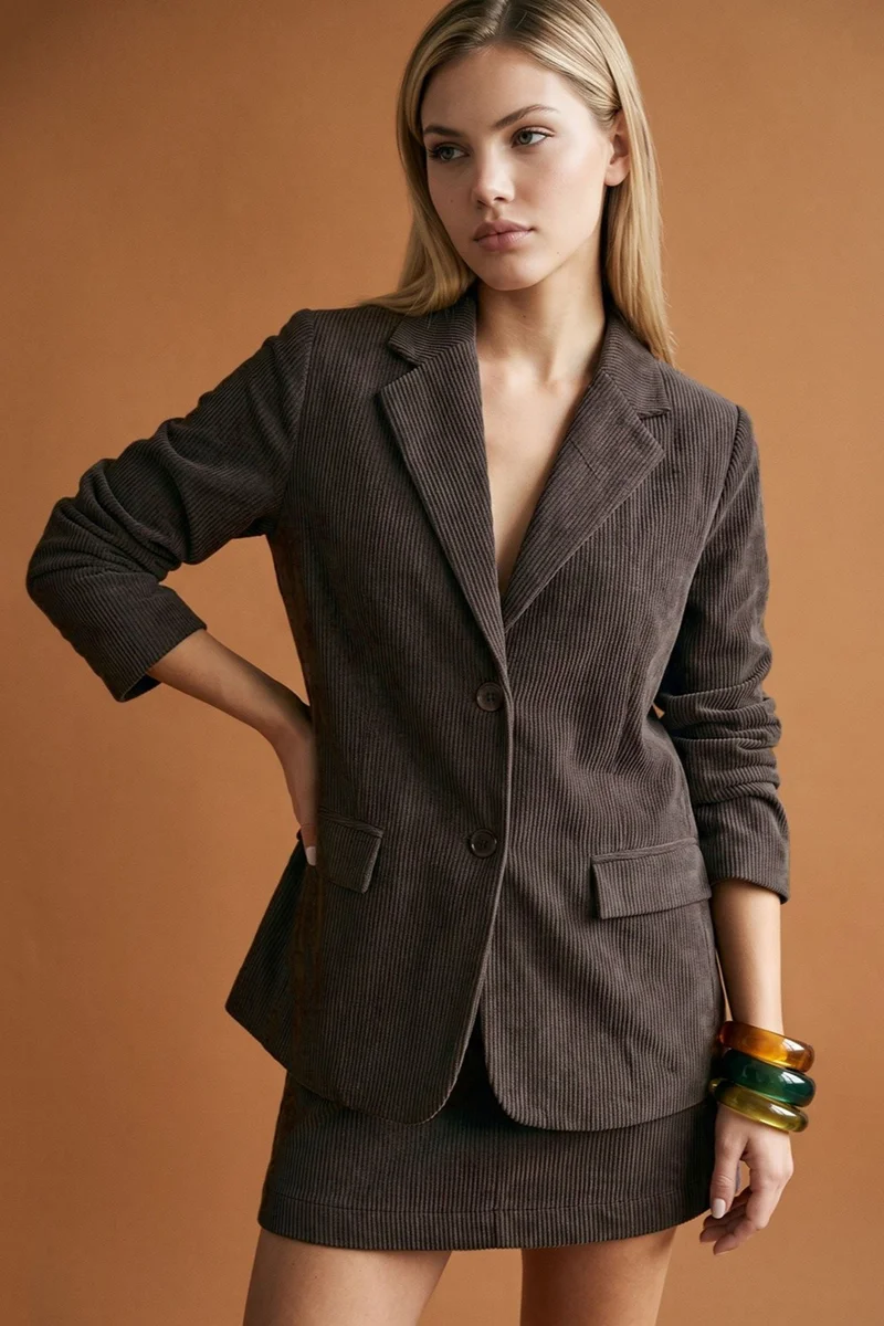 هيكاب Regular Fit Velvet Jacket