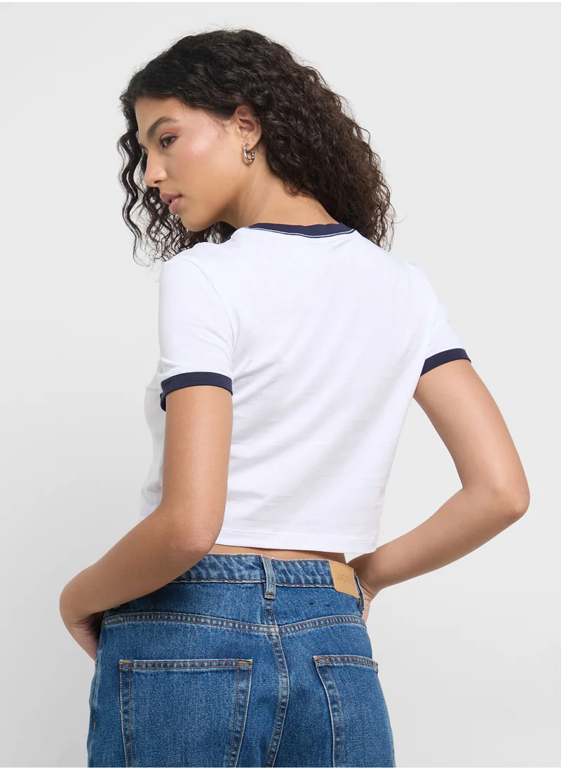 كالفن كلاين جينز Crew Neck Cropped T-Shirt
