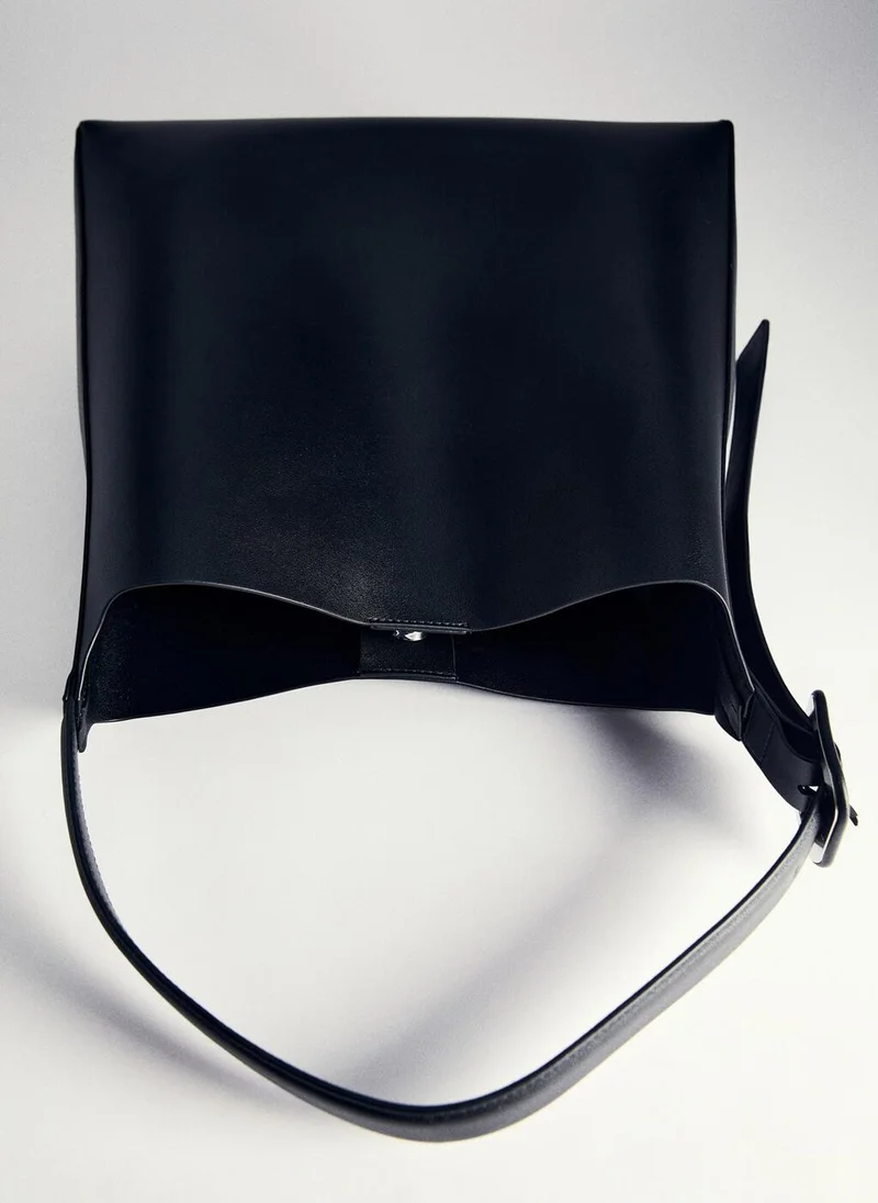 MANGO Bucket bag with buckle