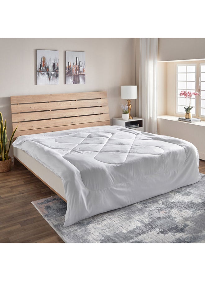 Home Box Nova Microfibre Queen King Duvet Inner 220 x 220 cm  - Image 1