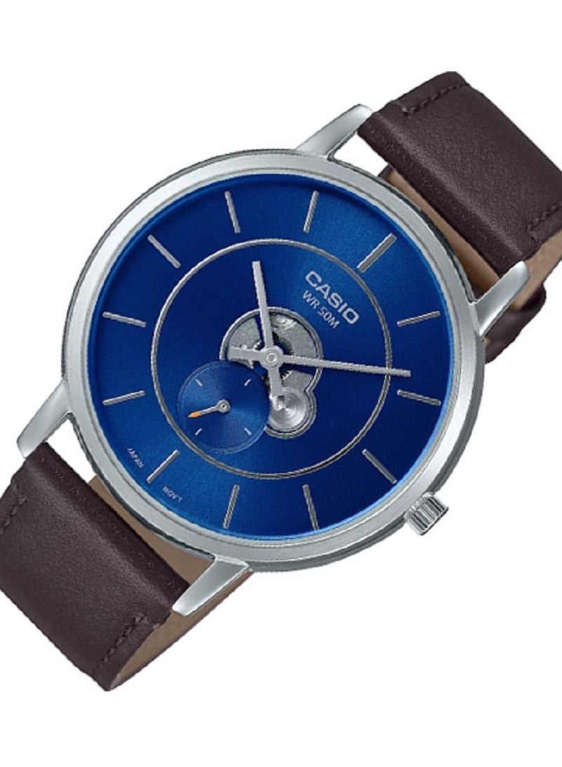كاسيو ساعة كاسيو للرجال - انالوج بمينا داخلي ومينا زرقاء وبسوار جلدي MTP-B130L-2AVDF. - Image 3