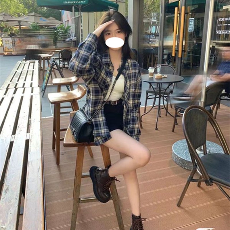 Women's Plaid Long Sleeve Shirt - Image 2