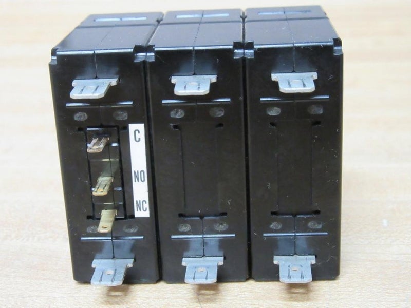 Fuji Electric CP33EM30W Circuit Breaker CP33EM30W - Image 5