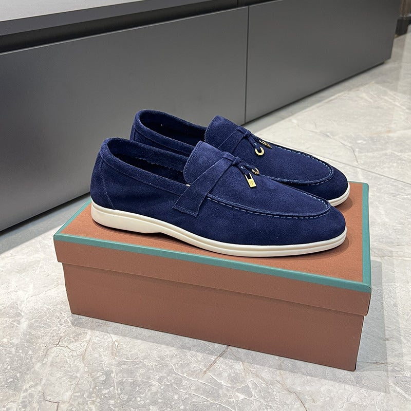 European Station Classic British Style Loafers Tassel Metal Buckle Slip-On Flats Couple Shoes - Image 1