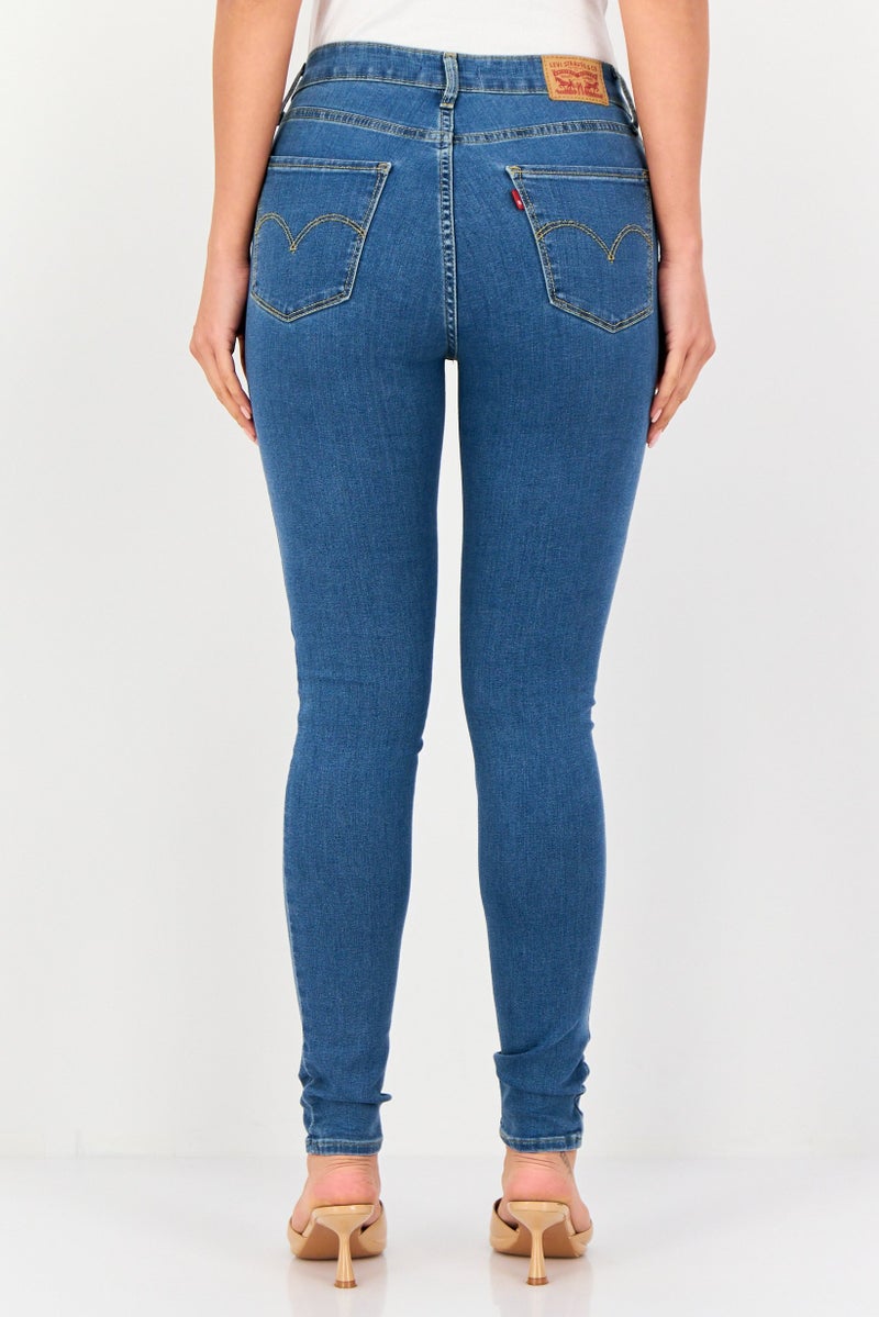 Levi's جينز ضيق للنساء، مغسول وقابل للتمدد، أزرق فاتح - Image 4