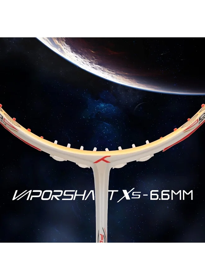 HUNDRED Flutter S Attk Carbon Fibre Unstrung Badminton Racket With Full Racket Cover For Intermediate Players (82G, Maximum String Tension - 32Lbs)
