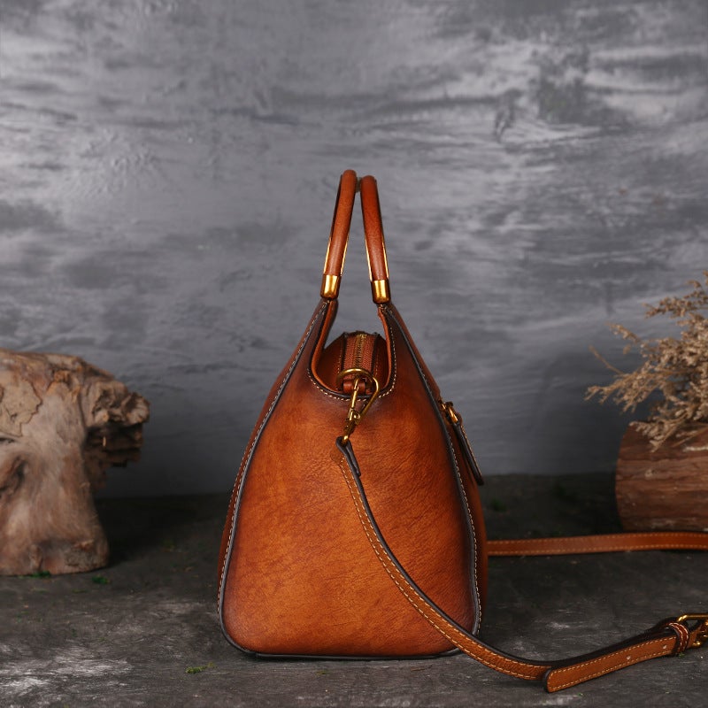 Handbag Women Totem Embossed Leather Women'S Bag Head Layer Cowhide Retro Shoulder Messenger Bag Women A Generation Of Hair - Image 4