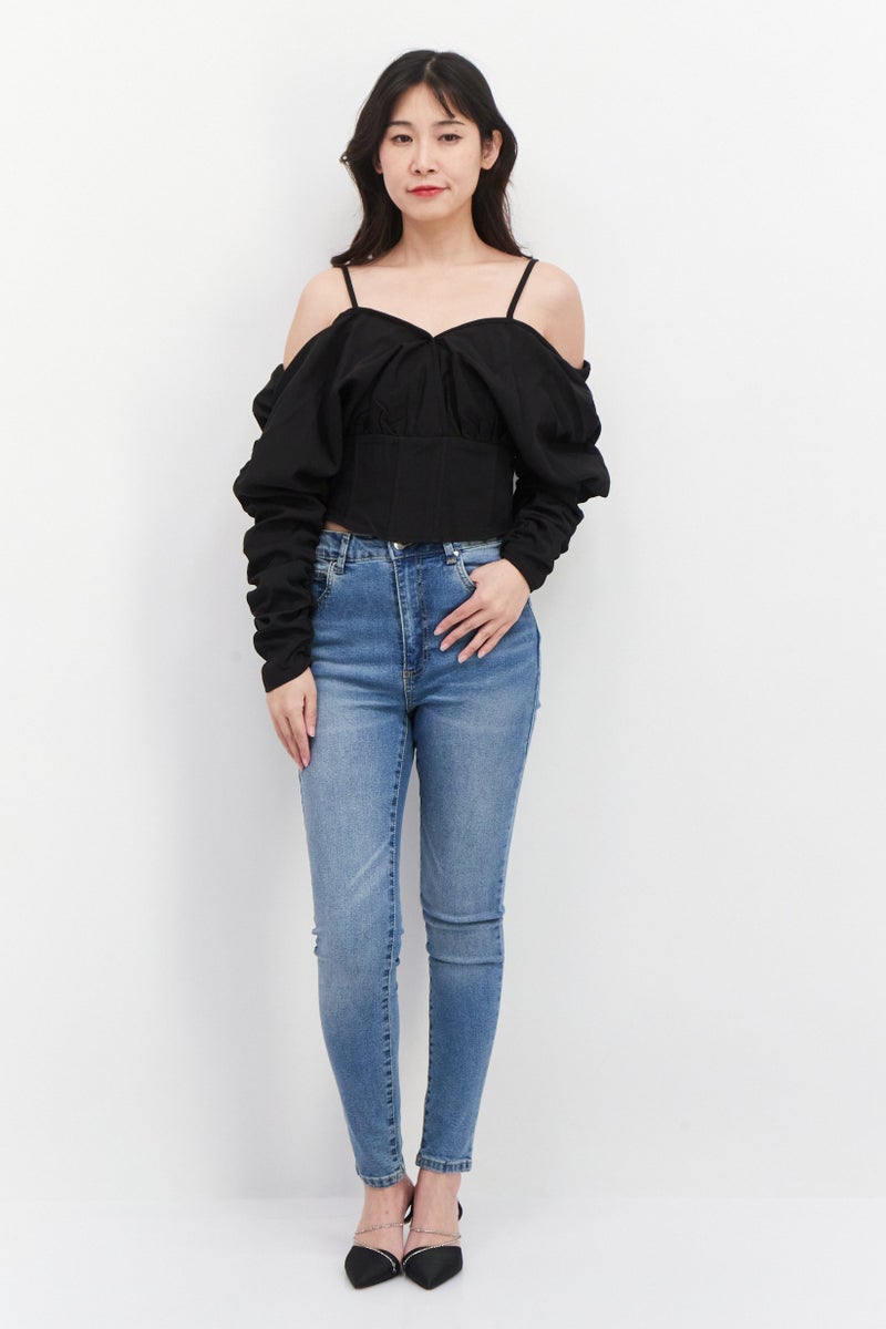 Missguided Women V-Neck Cold Shoulder Pleated Crop Top, Black - Image 4