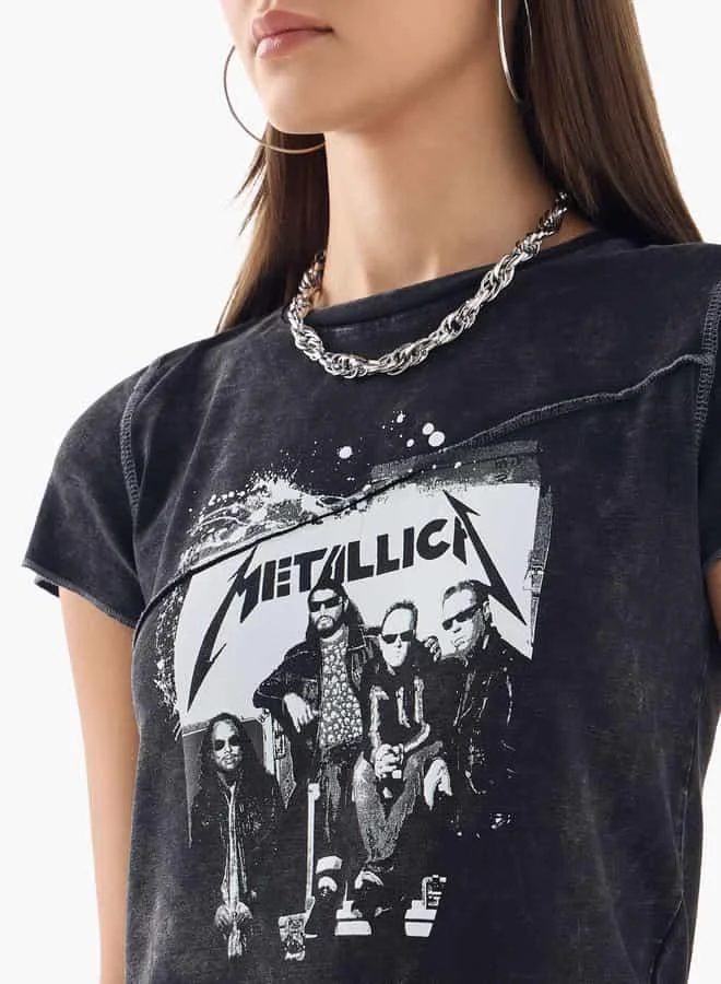 SP Characters Metallica Print Crew Neck T-shirt with Short Sleeves