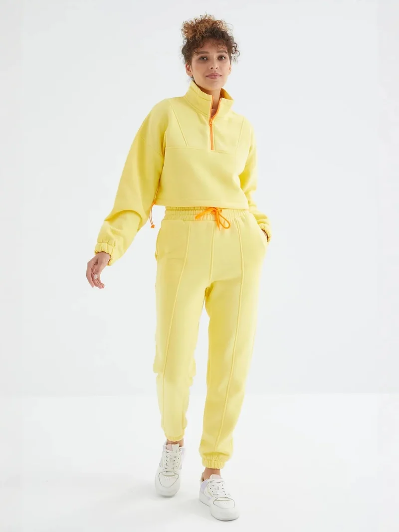 تومي لايف TOMMY Oversized Fleece Sweatshirt And Pants Set