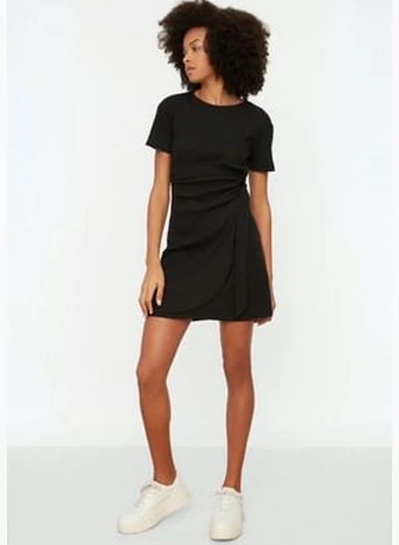 trendyol Black Knitted Detail Crew Neck Sweater-Look Mini Knitted Dress TWOSS22EL0751.