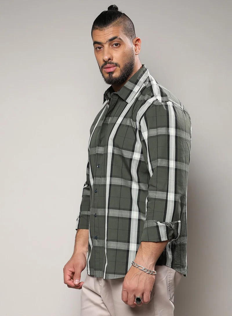 Instafab Plus Instafab Plus Men's Tartan Plaid Dark Green Button Up Plus-Size Fit Shirt For Casual Wear | Cotton Spread Collar Shirt Crafted With Regular Sleeve & Comfort Fit For Everyday Wear