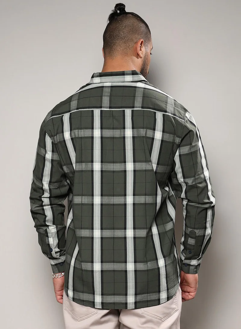 Instafab Plus Instafab Plus Men's Tartan Plaid Dark Green Button Up Plus-Size Fit Shirt For Casual Wear | Cotton Spread Collar Shirt Crafted With Regular Sleeve & Comfort Fit For Everyday Wear