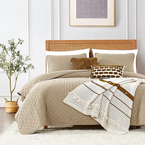 ROARINGWILD Cloud Oversized King Quilt Sets with Pillow Shams, Beige California Cal King Size Lightweight Soft Coverlet Bedspread, Tan Cream Thin Bedding Set, 3 Pieces, 118x106 inches - Image 1