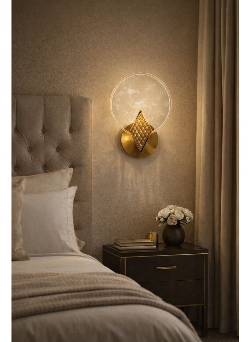 Luxury metal wall light with fifteen-centimeter glass circle, twenty-five centimeter length, featuring three LED lights in modern artistic design - Image 5
