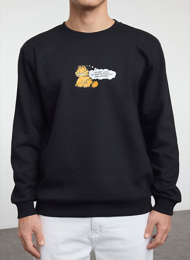 trendyol Black Garfield Original Licensed Printed Regular Cut Sweatshirt - Image 3