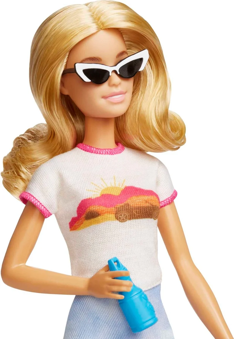 باربي Travel Doll and Accessories, 3 years and up, HJY18