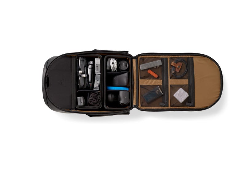 NOMATIC Peter McKinnon Camera Pack 25L, Ladder & 2 Small Camera Cubes - DSLR Camera Backpack for Men And Women, Extra Large Photography Bag, Travel Camera Backpack, Weekend Bag - Image 5