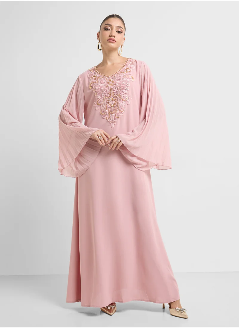 Khizana Embroidered Jalabiya