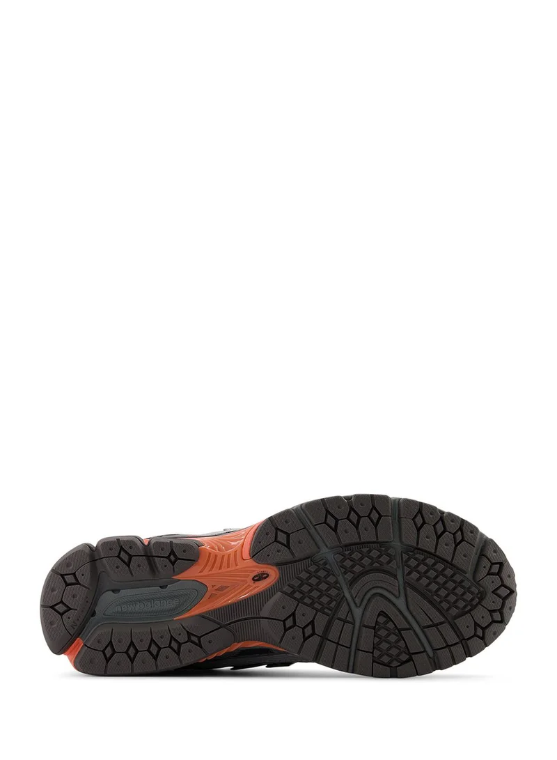 New Balance 1906 Sneakers