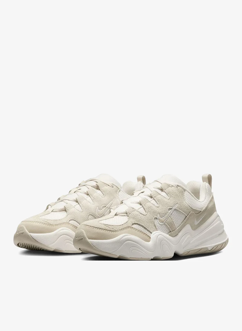 Nike Tech Hera