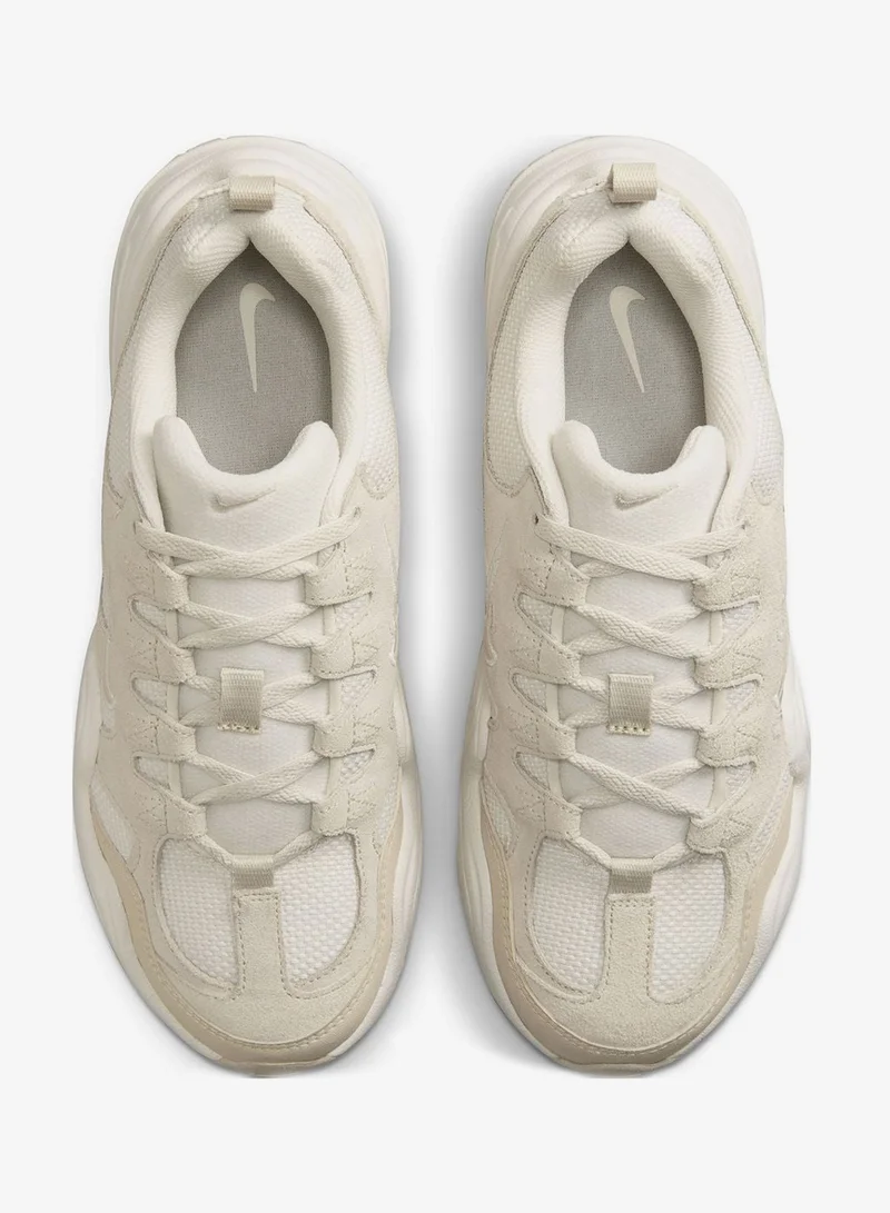 Nike Tech Hera