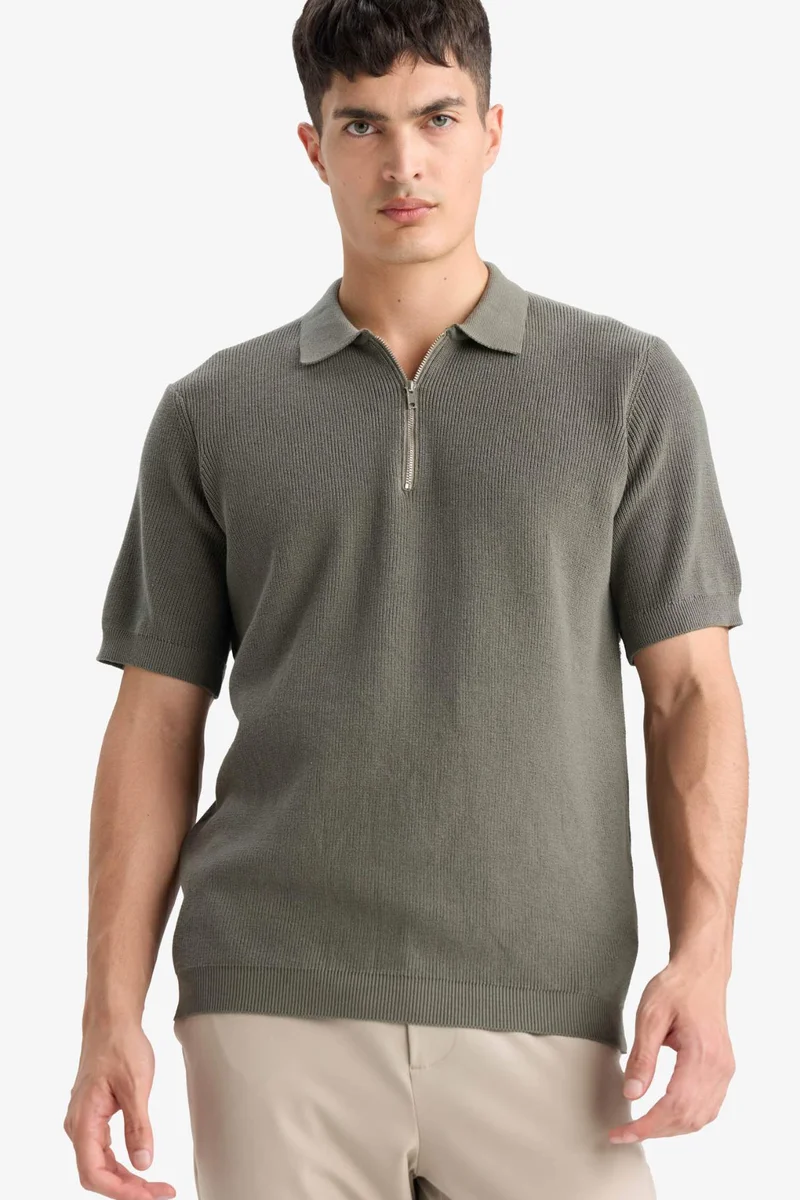 ديفاكتو Cotton Standard Fit Half Zipper Knitted Polo Shirt