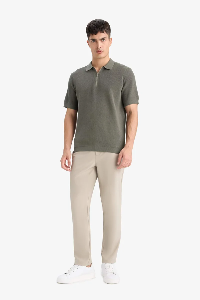 ديفاكتو Cotton Standard Fit Half Zipper Knitted Polo Shirt