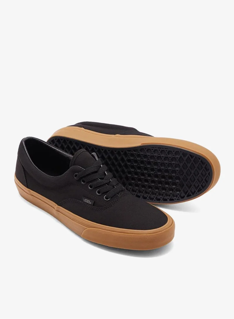 فانز حذء يو ايه ايرا