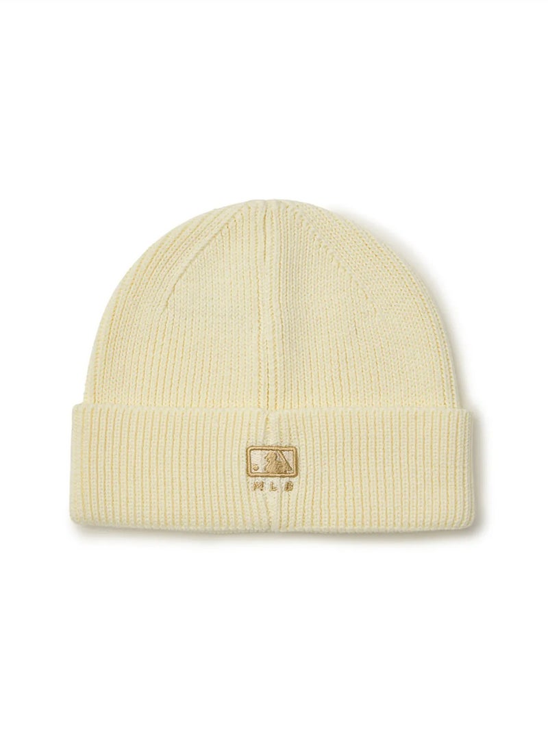 MLB Varsity Cursive New York Yankees Beanie - Image 2