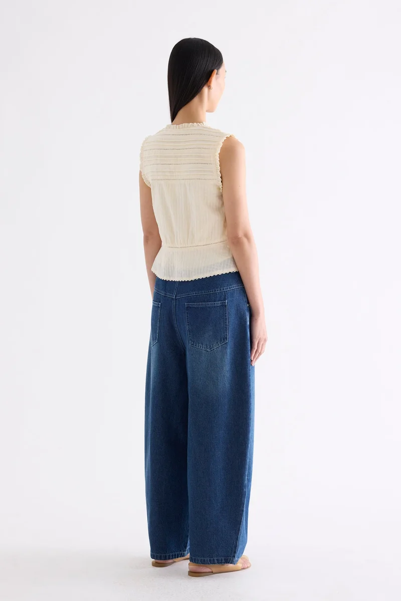 ذا اديتورز ماركت Mryne Pin-Tuck Top