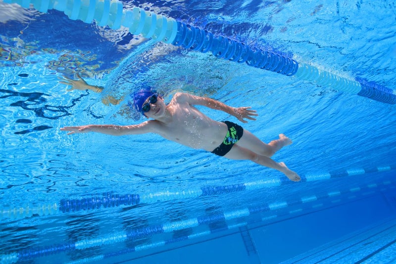 ARENA Tracks Unisex Junior Youth Essential Racing Swim Goggles Kids Swimmers Young Racers 6-12 Anti-Fog Coated Mirror Lens, Silver/White/Fuchsia - Image 5