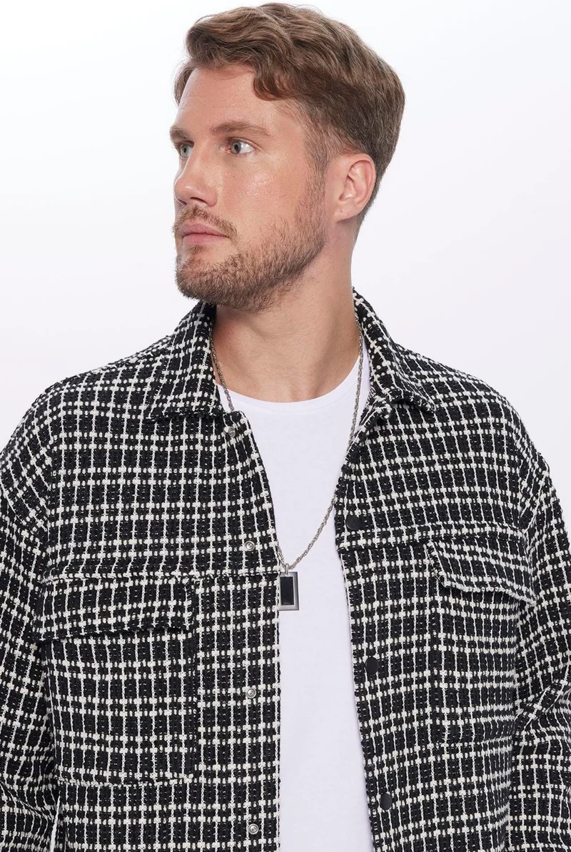 تودورس Men's Relax Fit Casual Cut Double Pocket Dobby Knitted Collar Shirt