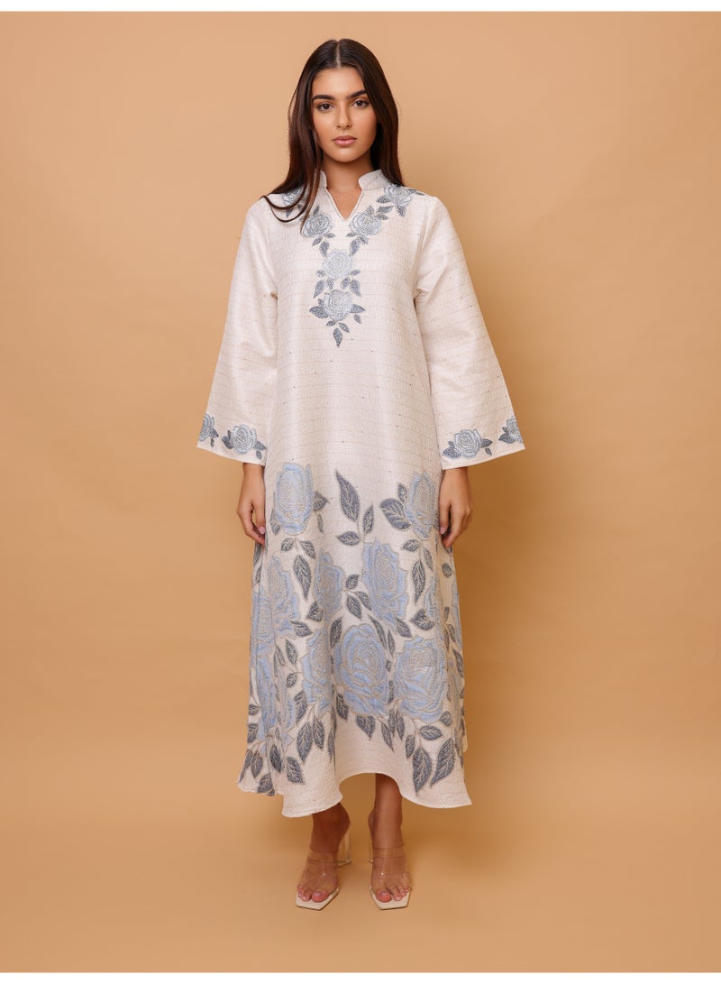 اكسا جلابية مطبوعة بتصميم جميل وتفاصيل زهور كبيرة - Image 5