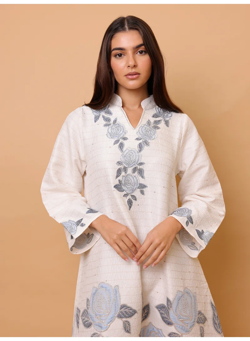 IKKXA Beautiful Design Printed Jalabiya Big Flowers Details