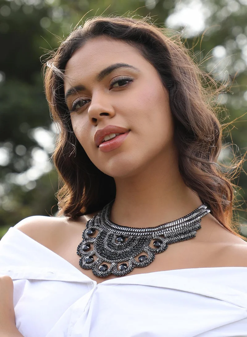 SOHI Chunky Crystal Artificial Necklace Jewellery