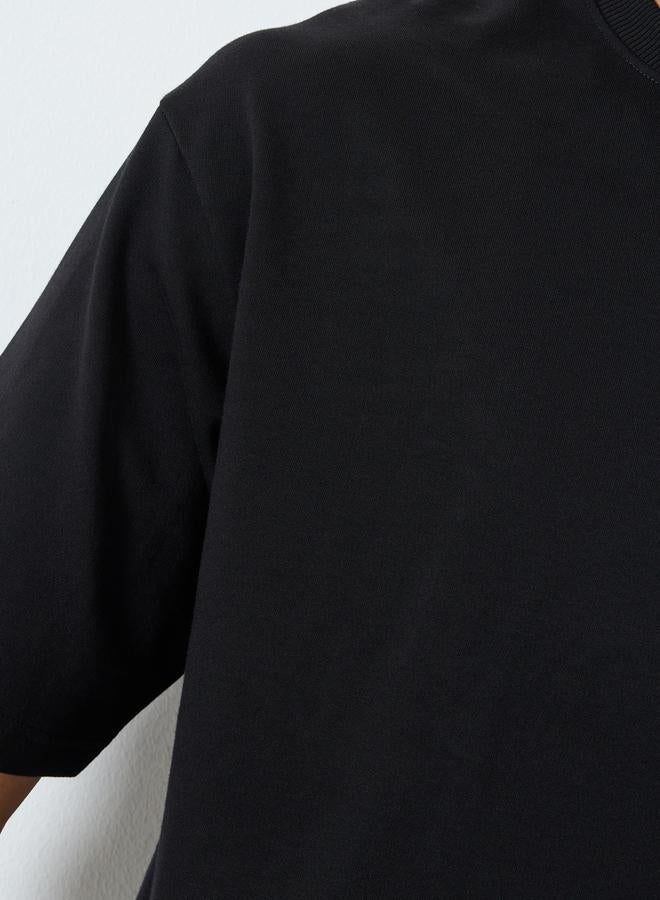 Styli Men Graphic Print Interlock Oversized T-Shirt - Image 4