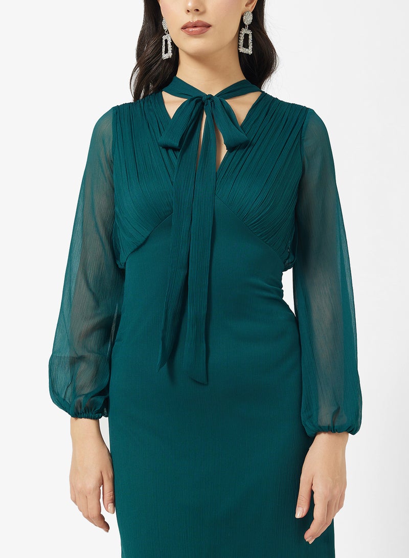 اميليا روز فستان ماكسي بأكمام واسعة وتفاصيل ربطة - Image 3