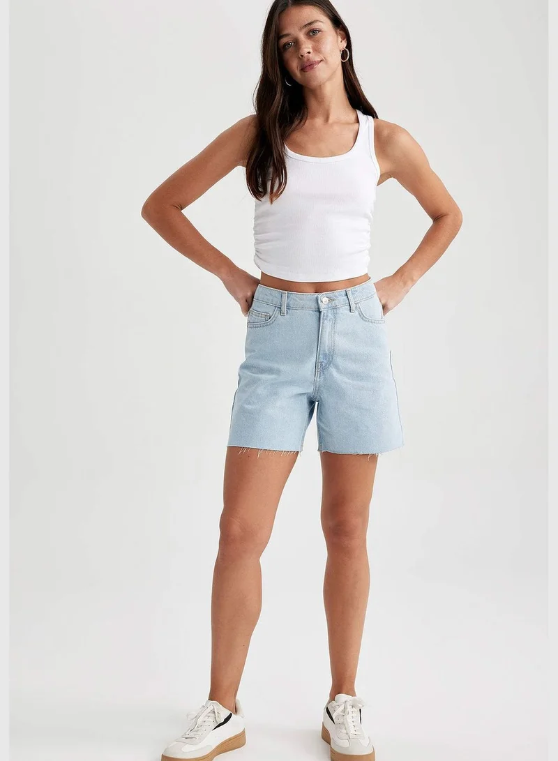 ديفاكتو Woman Boyfriend Denim Short