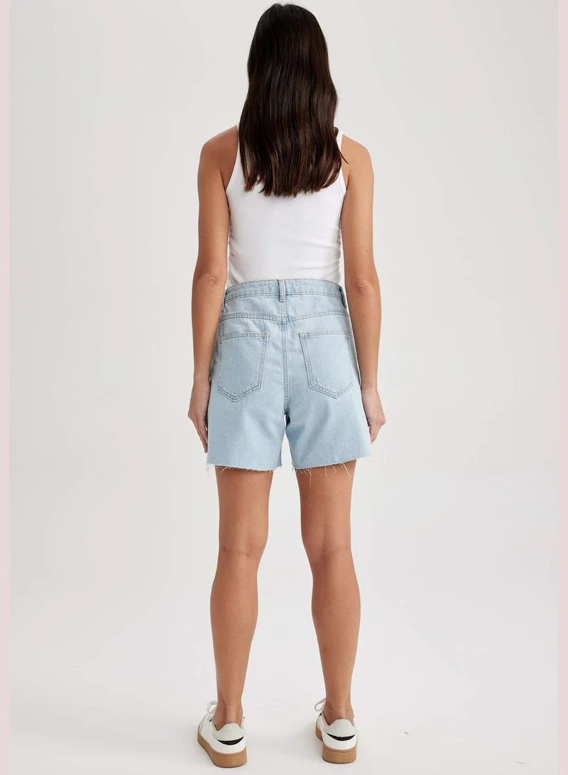 ديفاكتو Woman Boyfriend Denim Short