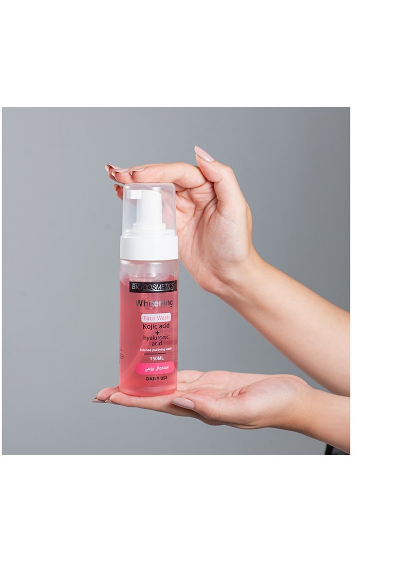 Vitamin C & whitening Face Wash with Makeup Removing Properties Acne Control, Dark Spot Reduction, and Skin Hydration Suitable for All Skin Types