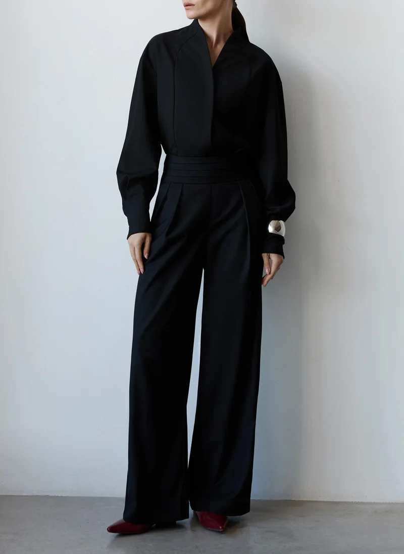 Lichi Loose trousers with wide draped belt