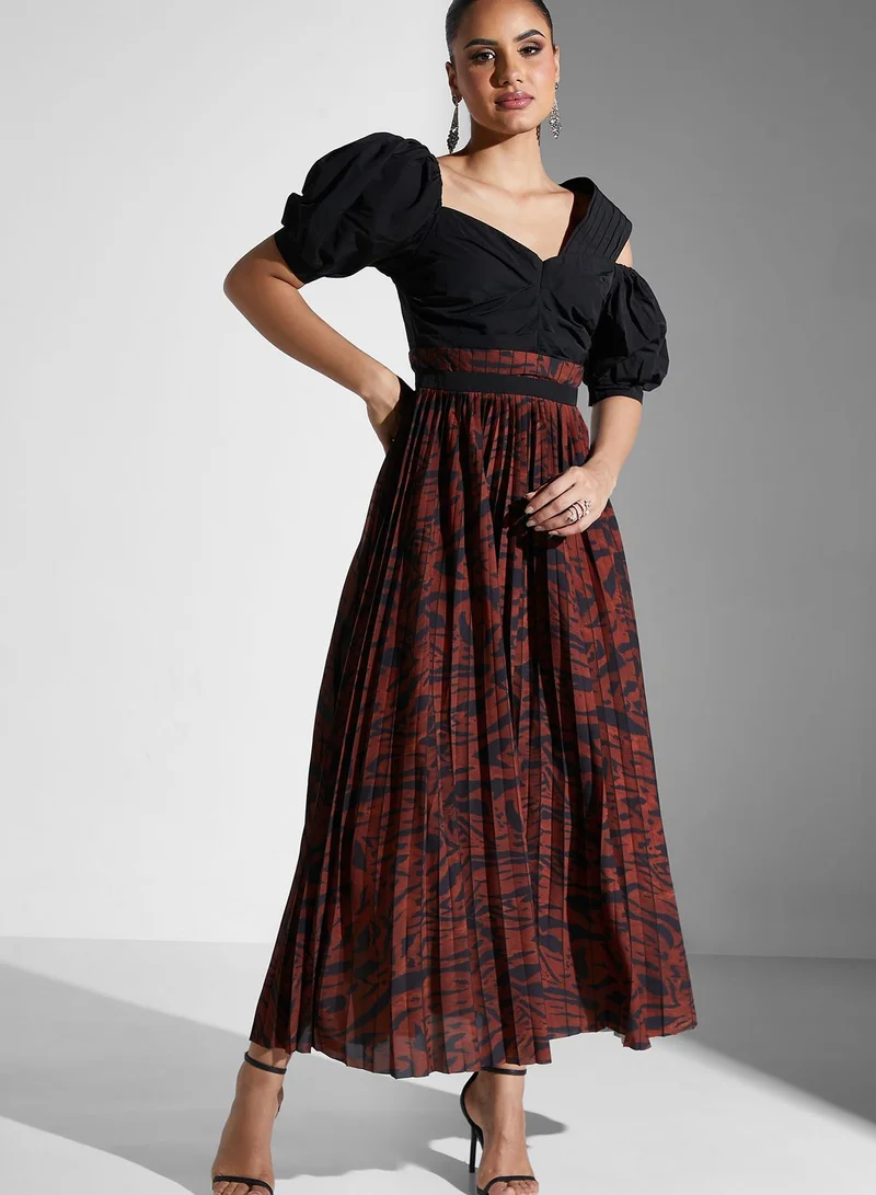 Threadz by Ajooni Cold Shoulder Balloon Sleeve Plisse Dress