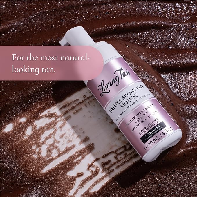 Loving Tan موس برونزي فائق الظلام من لوفينغ تان - خالي من الخطوط - مظهر طبيعي - قوة احترافية - تان بدون شمس - حتى 5 تطبيقات ذاتية لكل زجاجة - خالي من القسوة - DHA مستمد طبيعياً - 120 مل - Image 5