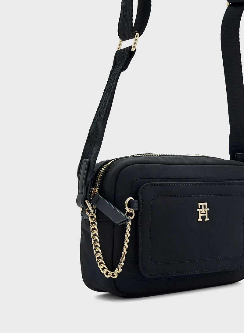 TOMMY HILFIGER Logo Detail Zip Over Crossbody
