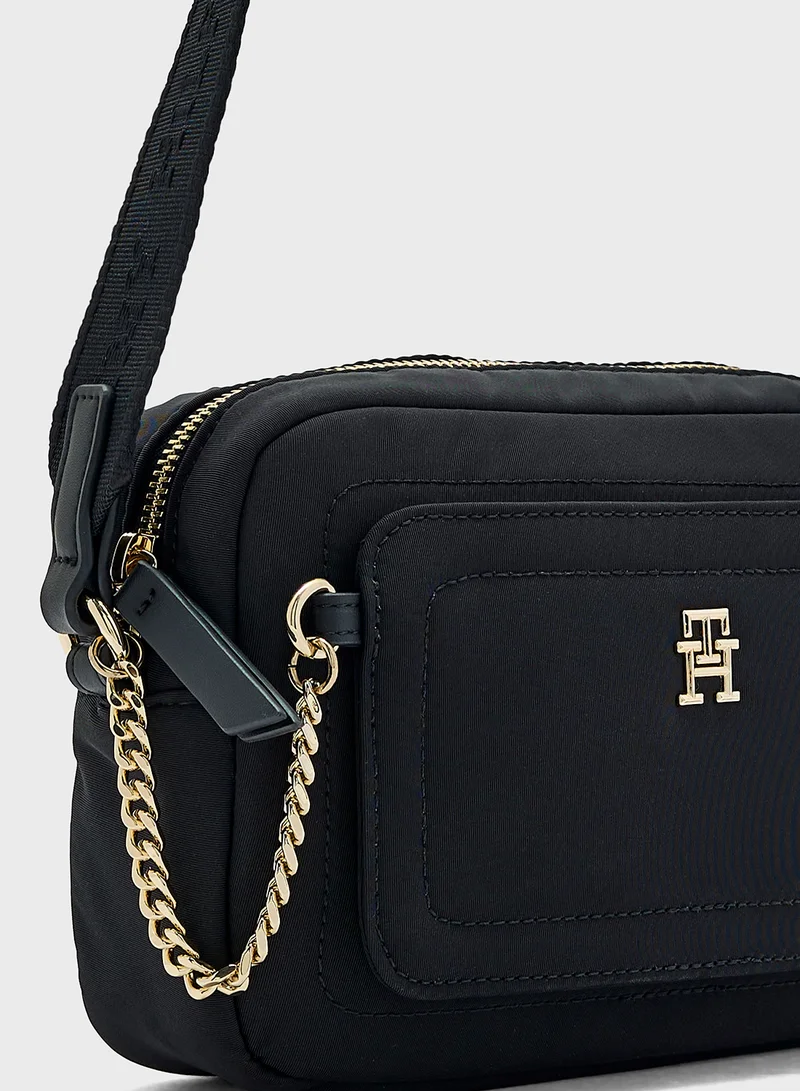 TOMMY HILFIGER Logo Detail Zip Over Crossbody