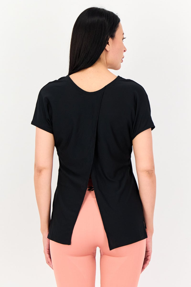 Nike تي شيرت رياضي نسائي قصير الأكمام للجري، أسود - Image 3