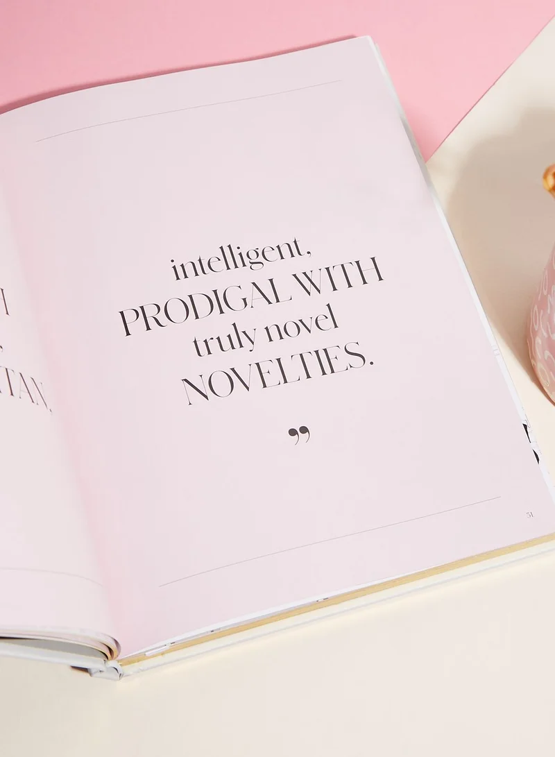 اول سورتد كتاب Christian Dior