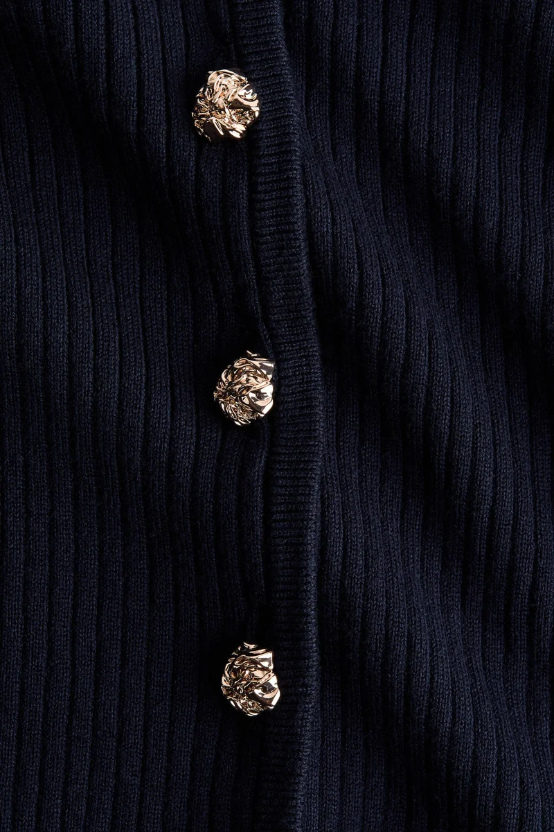 اتش اند ام كارديغان بنسيج مرن من تشكيلة ماما