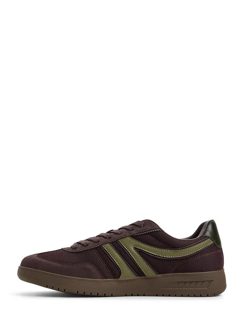 كول ات سبرنج Casual Low Top Sneakers